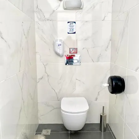 Kemping & Castle View