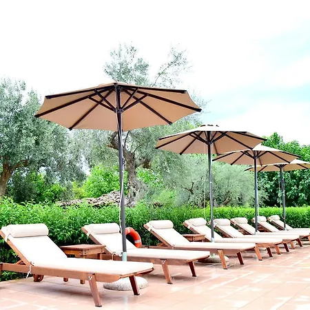 & Castle View Mistra