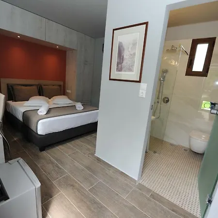 & Castle View Mistra