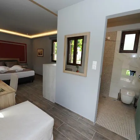 & Castle View Campsite Mystras