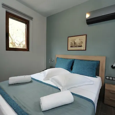 Castle View 4* Mystras