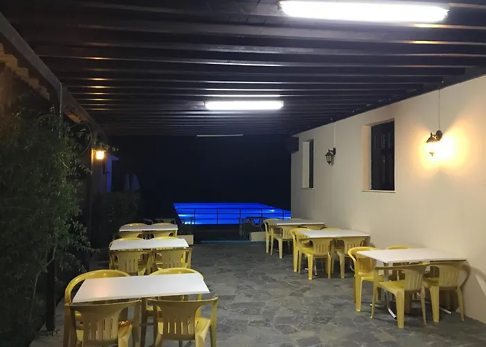 & Castle View ميستراس