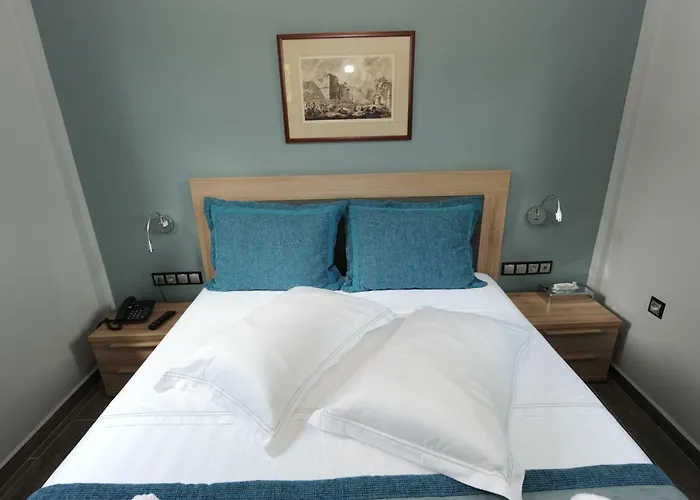 & Castle View Camping