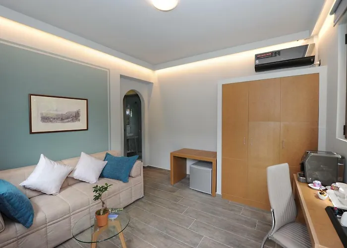 캠프장 & Castle View 4*